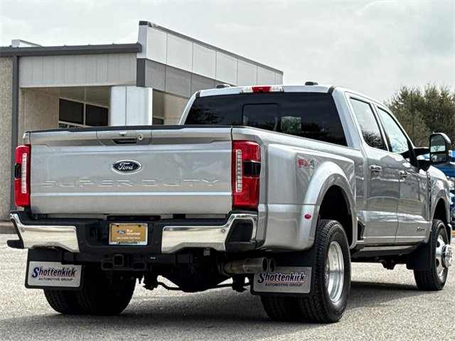 Certified 2024 Ford F350 Lariat w/ Lariat Ultimate Package image 9