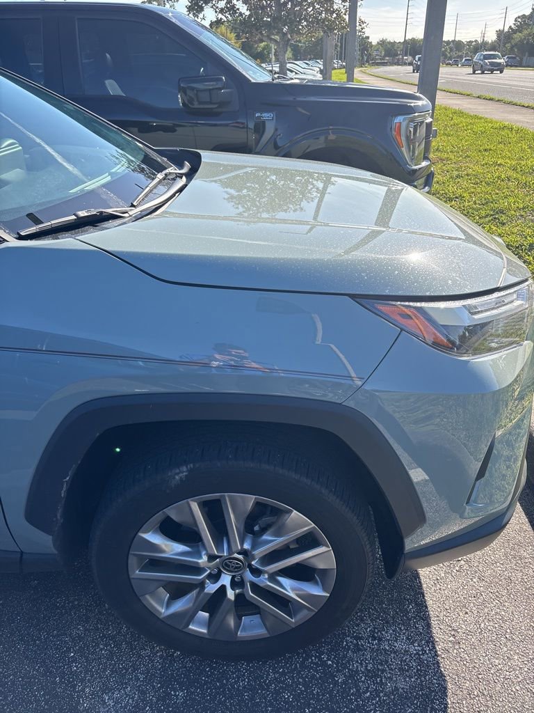 Used 2023 Toyota RAV4 XLE Premium image 14