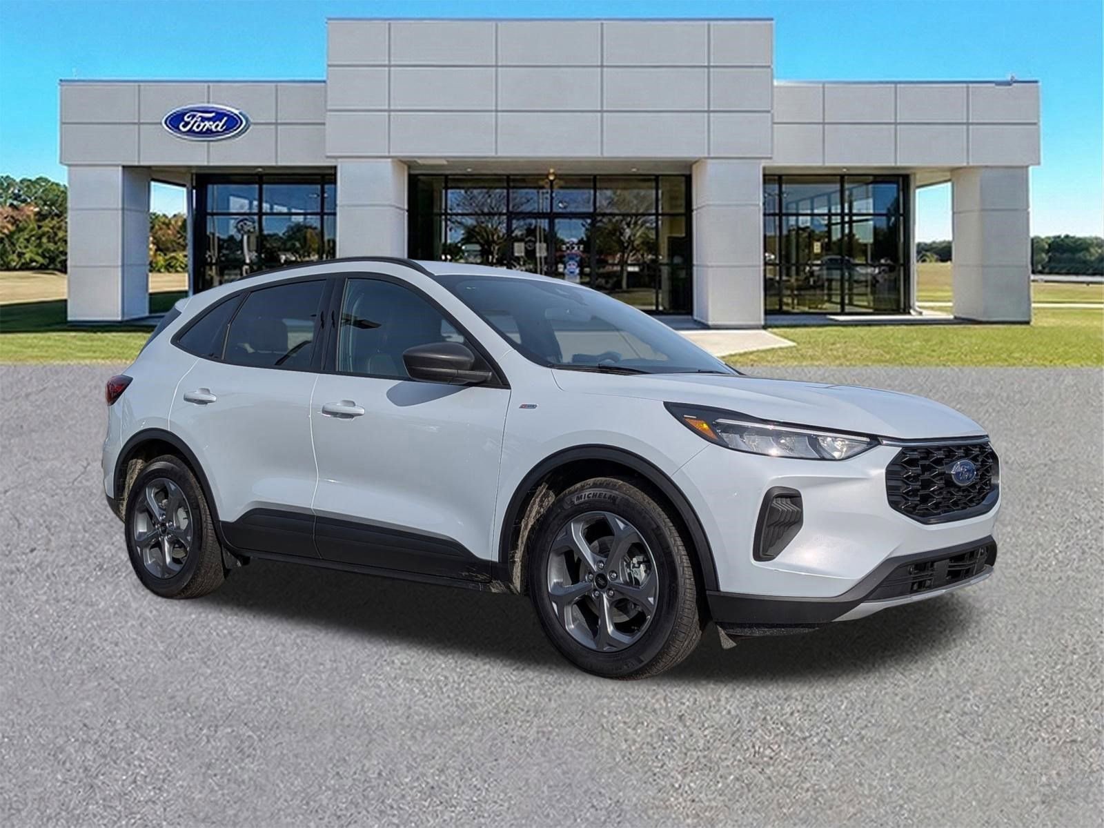 Certified 2025 Ford Escape ST-Line w/ Equipment Group 301A image 8