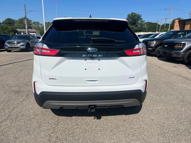 Certified 2023 Ford Edge SEL w/ Convenience Package AWD/4WD image 4
