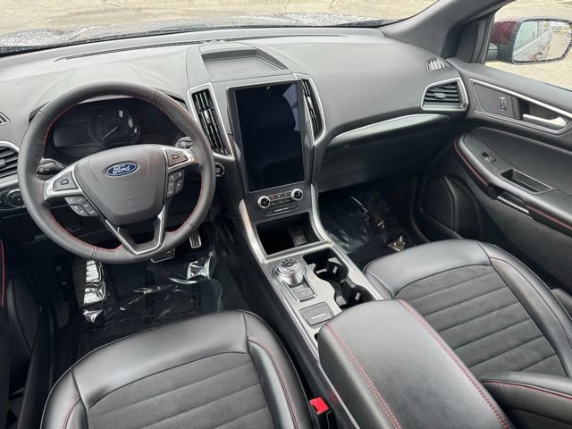 Certified 2024 Ford Edge ST-Line AWD/4WD image 11