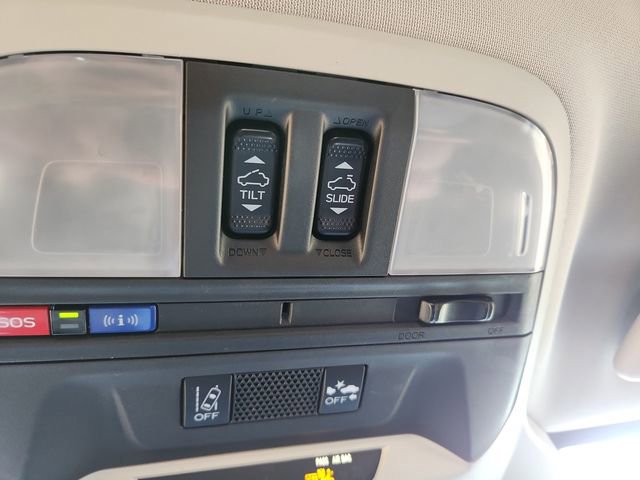 Used 2023 Subaru Crosstrek 2.0i Premium image 24