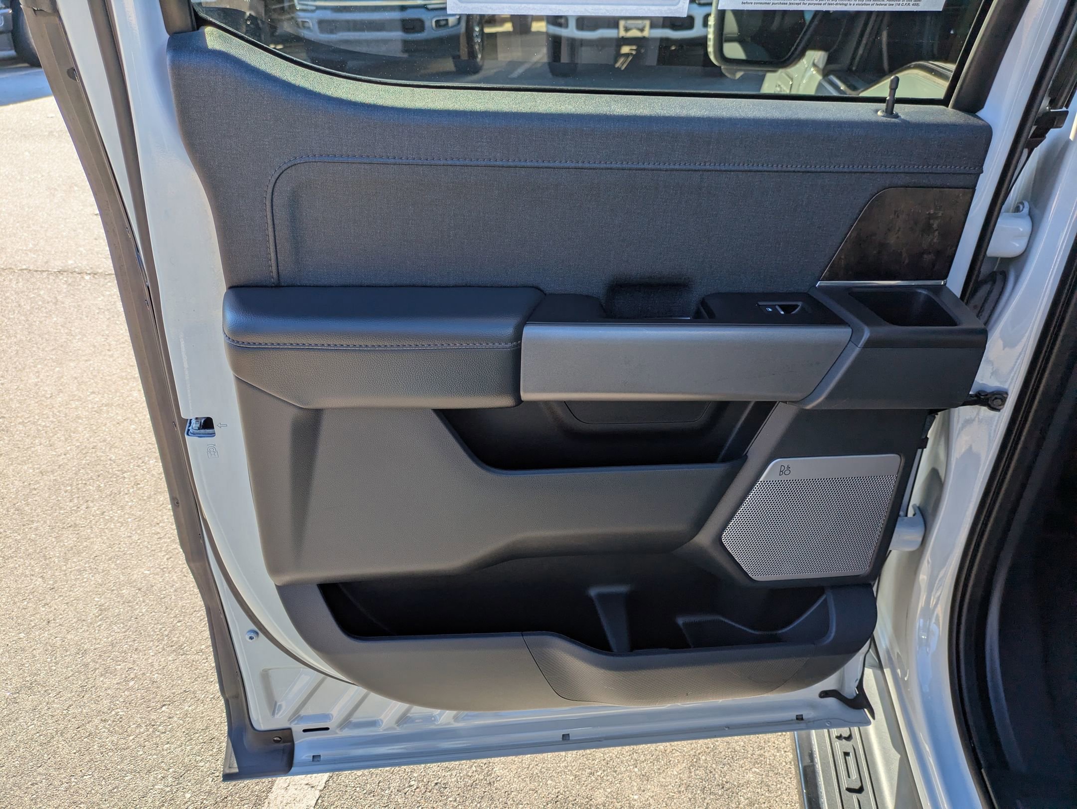 Certified 2023 Ford F150 Lightning Lariat image 35