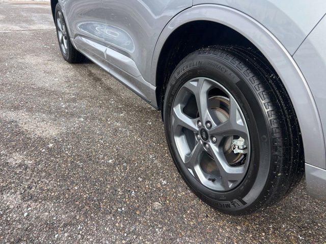 Certified 2023 Ford Escape ST-Line Select w/ Tech Pack #2 image 24