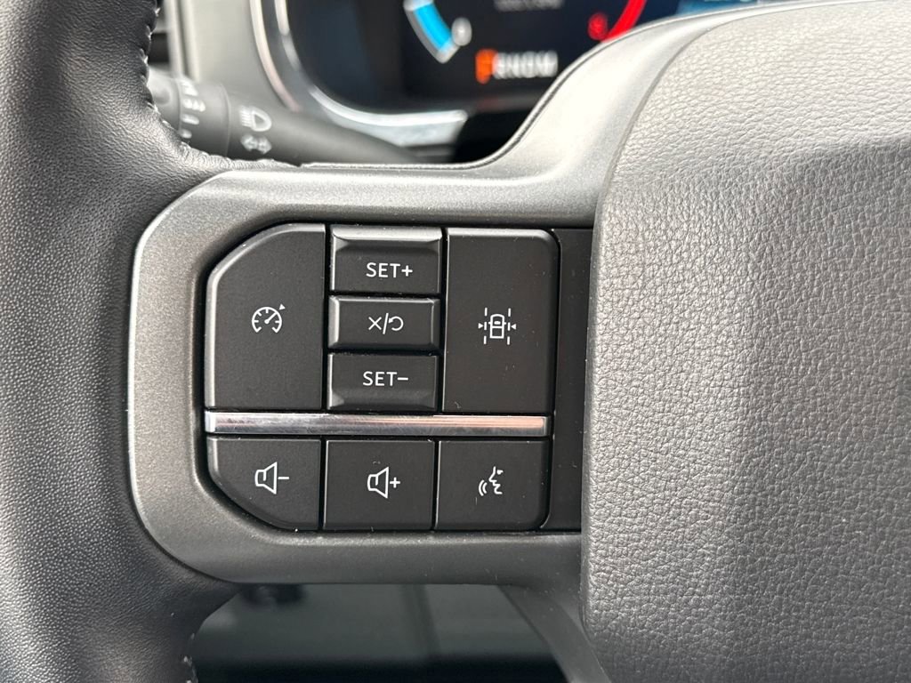 Certified 2022 Ford F150 Lariat w/ Equipment Group 501A Mid image 19