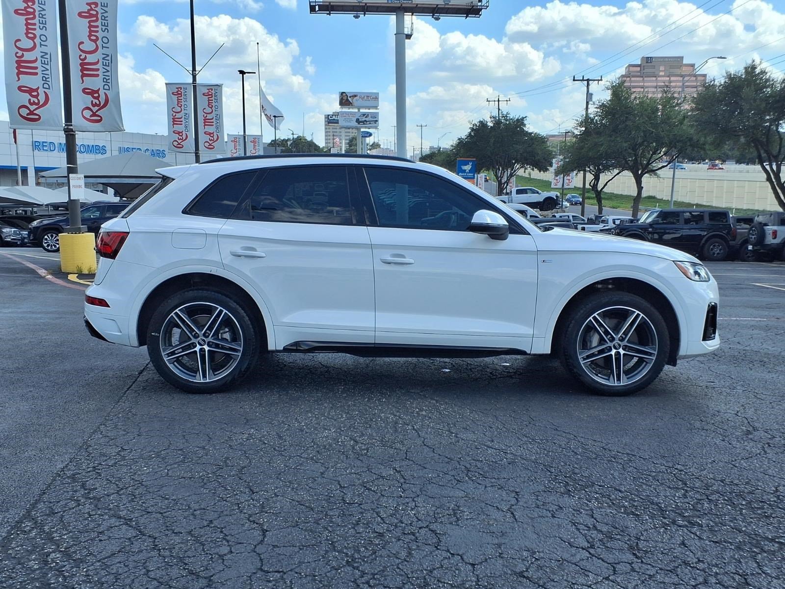 Used 2023 Audi Q5 e Premium Plus w/ Premium Plus Package AWD/4WD image 5