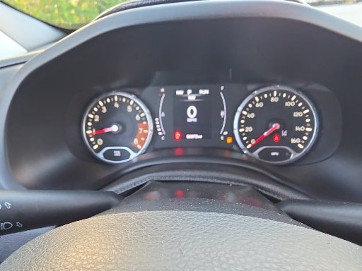Used 2021 Jeep Renegade Sport FWD image 3