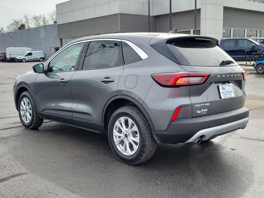 Certified 2023 Ford Escape Active w/ Tech Pack #2 AWD/4WD image 3