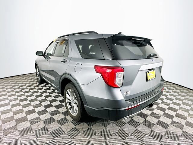 Certified 2023 Ford Explorer XLT w/ Equipment Group 202A image 3
