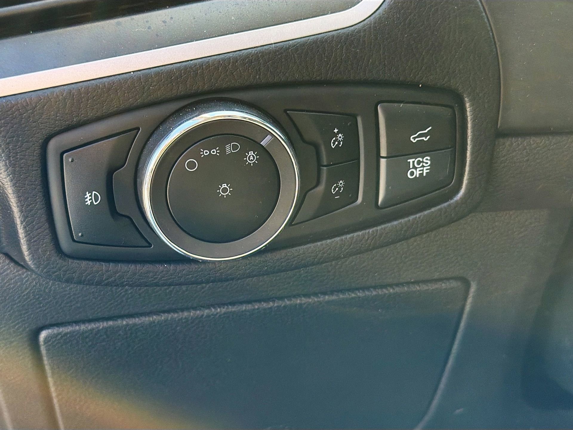 Certified 2024 Ford Edge SEL w/ Convenience Package image 14