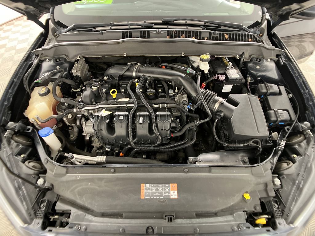 Certified 2020 Ford Fusion SE image 32