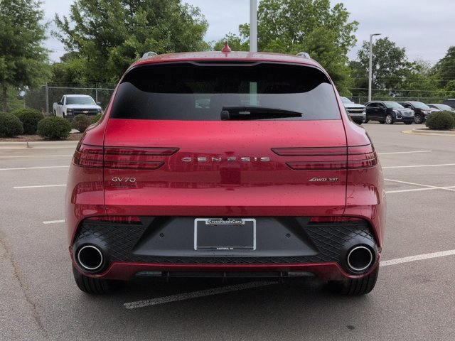 Used 2022 Genesis GV70 3.5T Sport w/ Sport Advanced Package AWD/4WD image 5