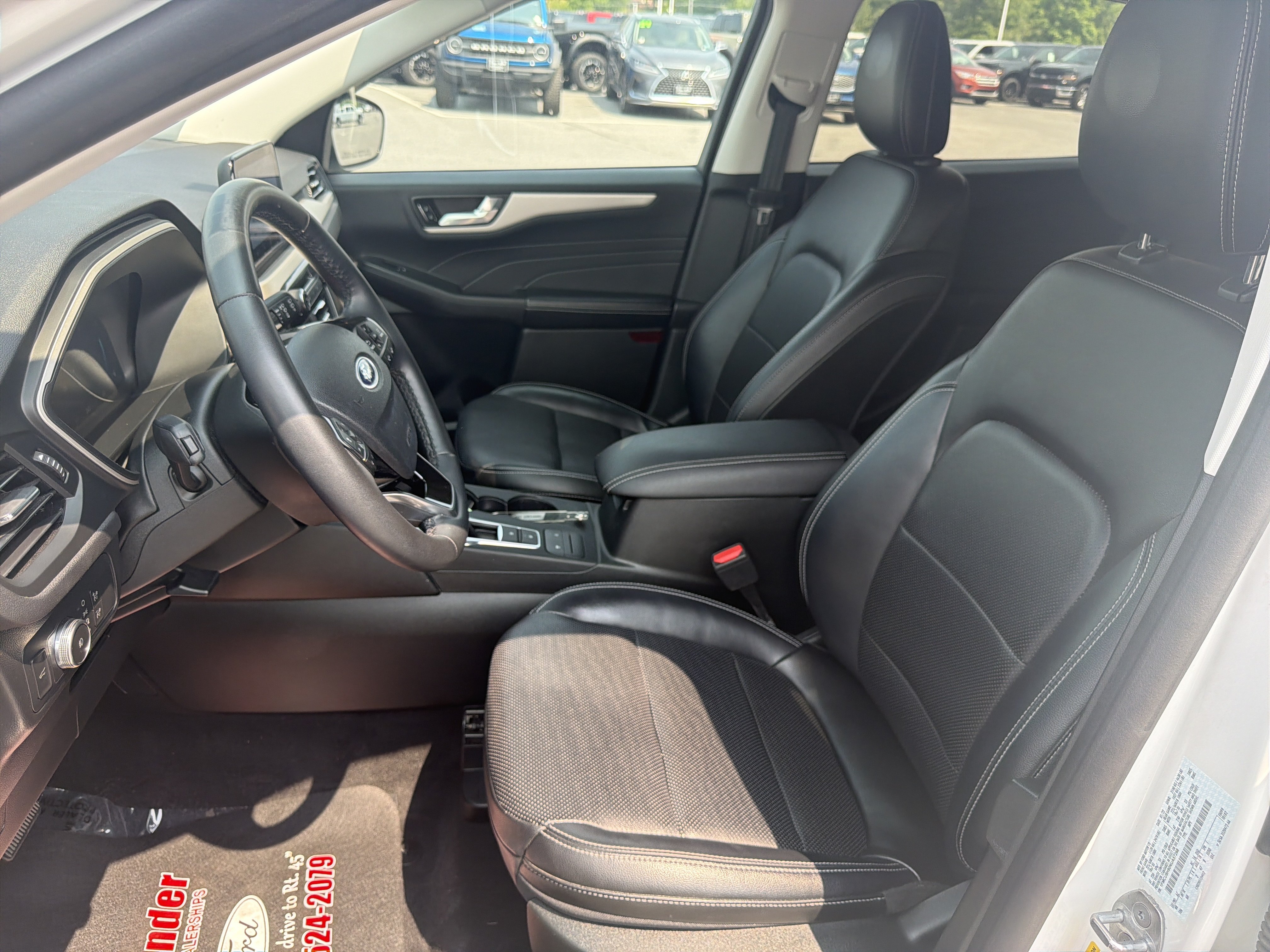 Certified 2022 Ford Escape SEL w/ Technology Package AWD/4WD image 12