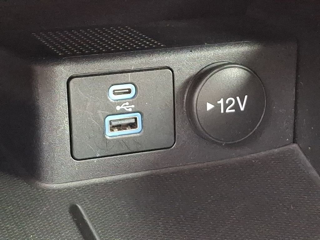 Certified 2022 Ford Escape SE w/ Cold Weather Package image 26