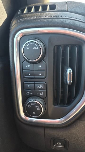 Used 2020 Chevrolet Silverado 1500 LT Trail Boss w/ Convenience Package image 6