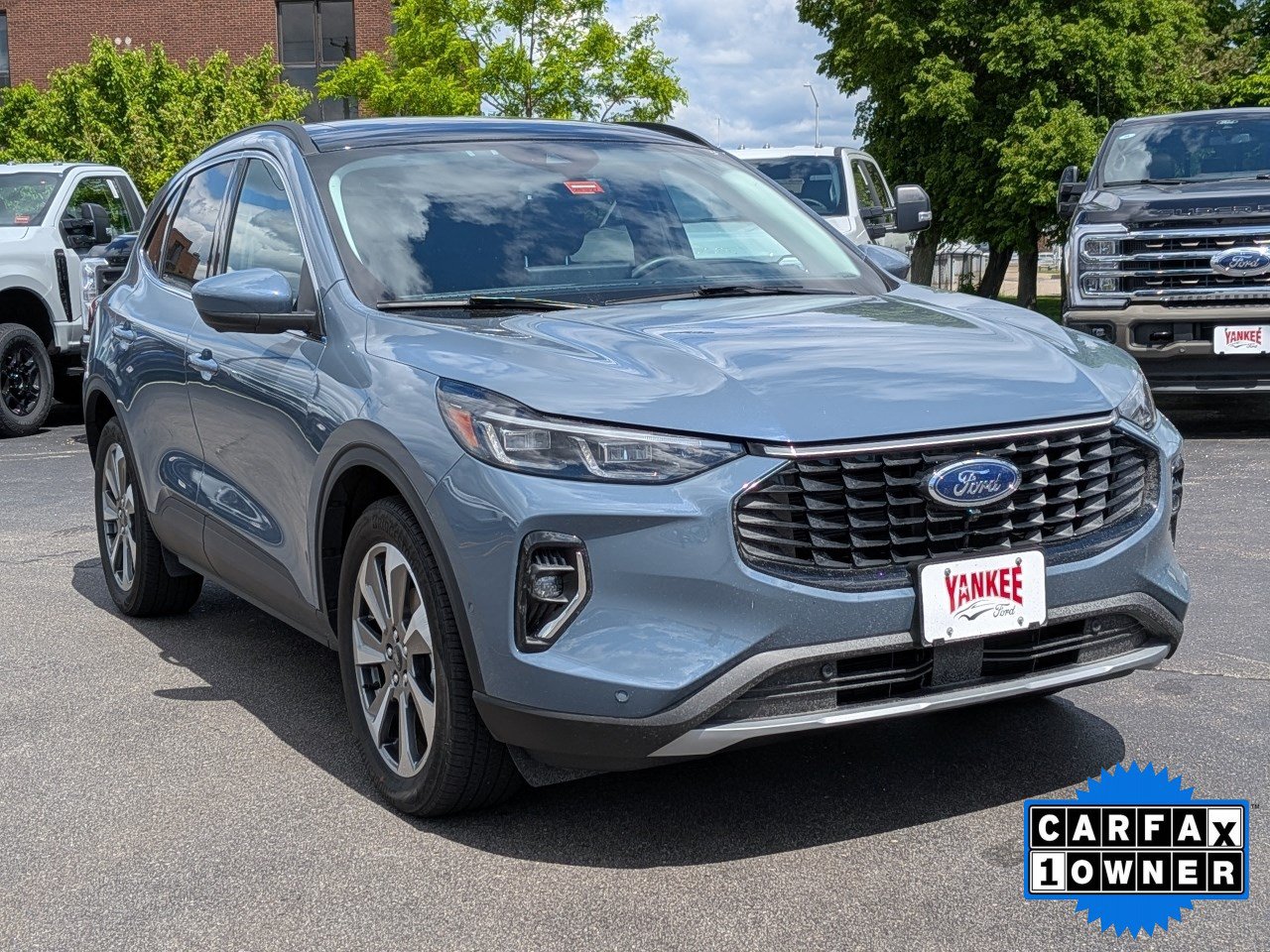Certified 2023 Ford Escape Platinum w/ Premium Technology Package AWD/4WD image 38