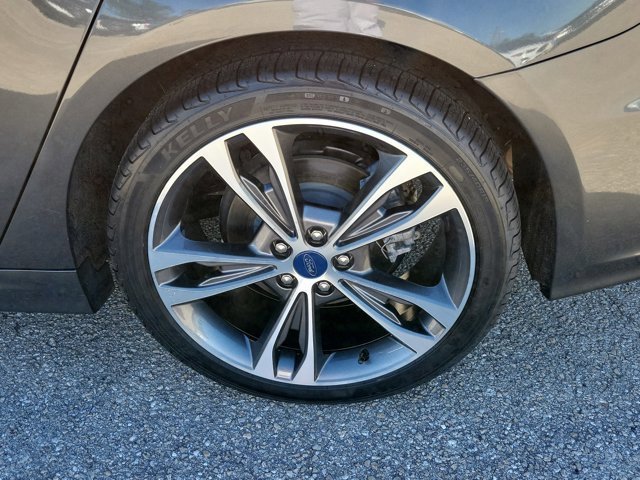 Certified 2019 Ford Fusion Titanium image 9