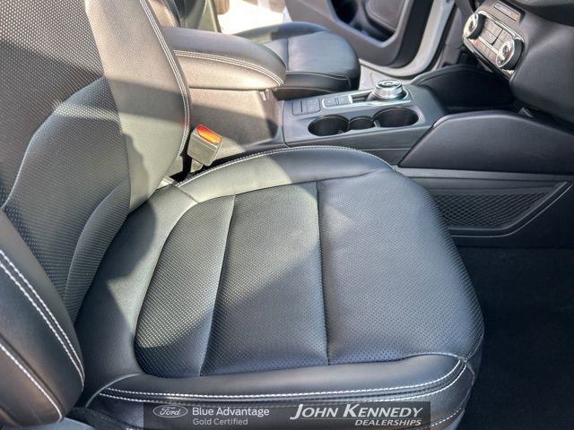 Certified 2022 Ford Escape SEL w/ Technology Package image 33