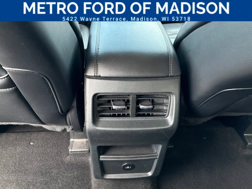Certified 2024 Ford Edge SEL AWD/4WD image 13
