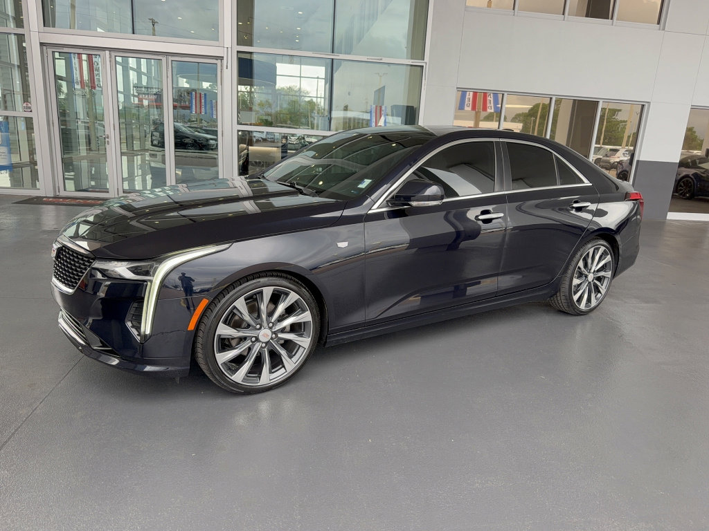 Used 2021 Cadillac CT4 Luxury w/ Sun And Sound Package RWD image 2