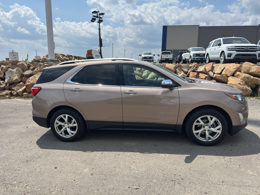 Used 2019 Chevrolet Equinox Premier FWD image 4