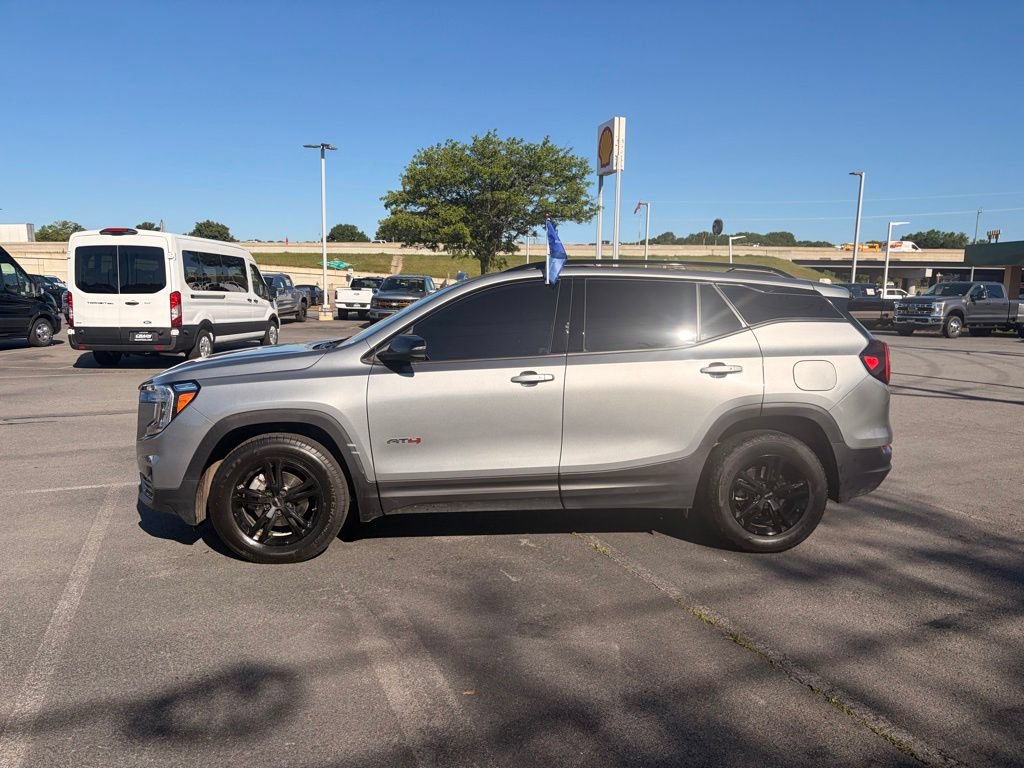 Used 2024 GMC Terrain AT4 w/ Tech Package AWD/4WD image 3