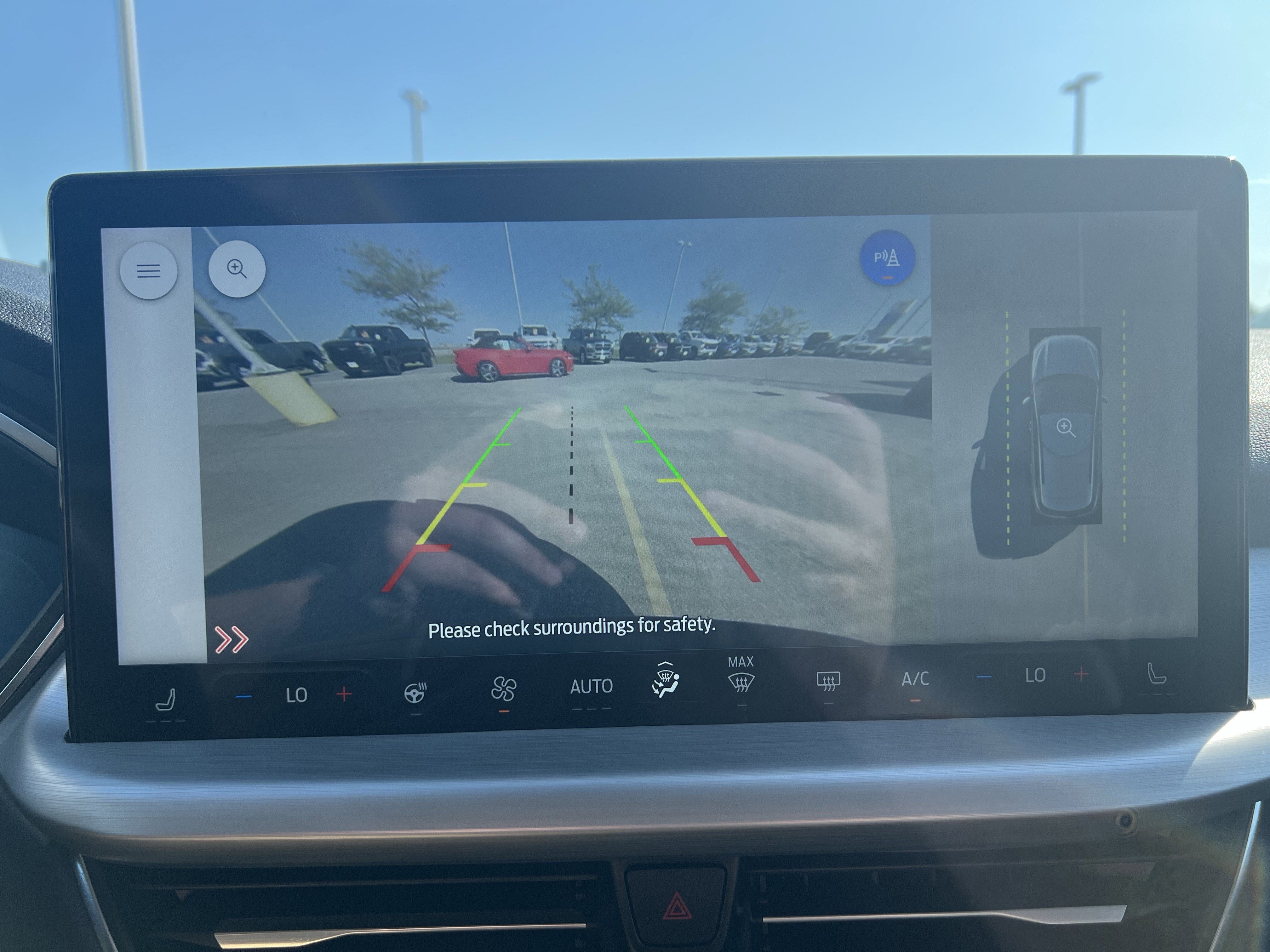 Certified 2023 Ford Escape Platinum w/ Class II Trailer Tow Package image 23