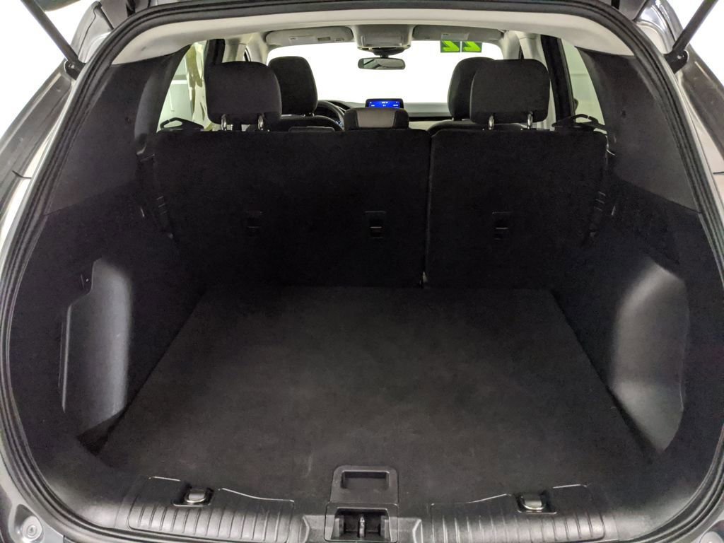 Certified 2022 Ford Escape SE image 25