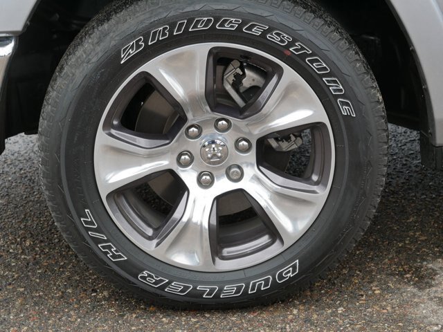 Used 2022 RAM 1500 Laramie AWD/4WD image 10