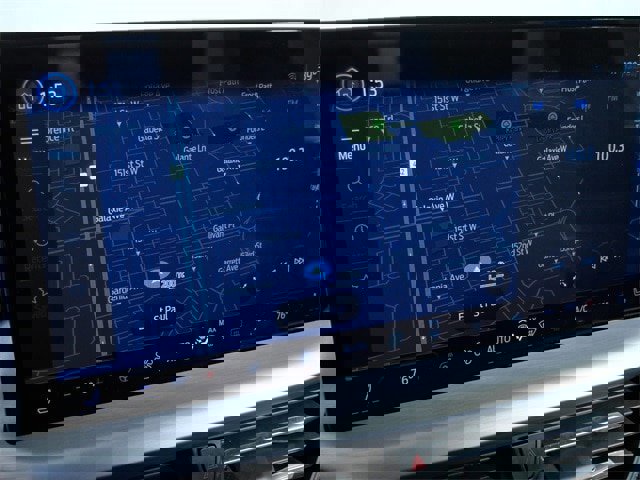 Certified 2025 Ford Escape Platinum image 25