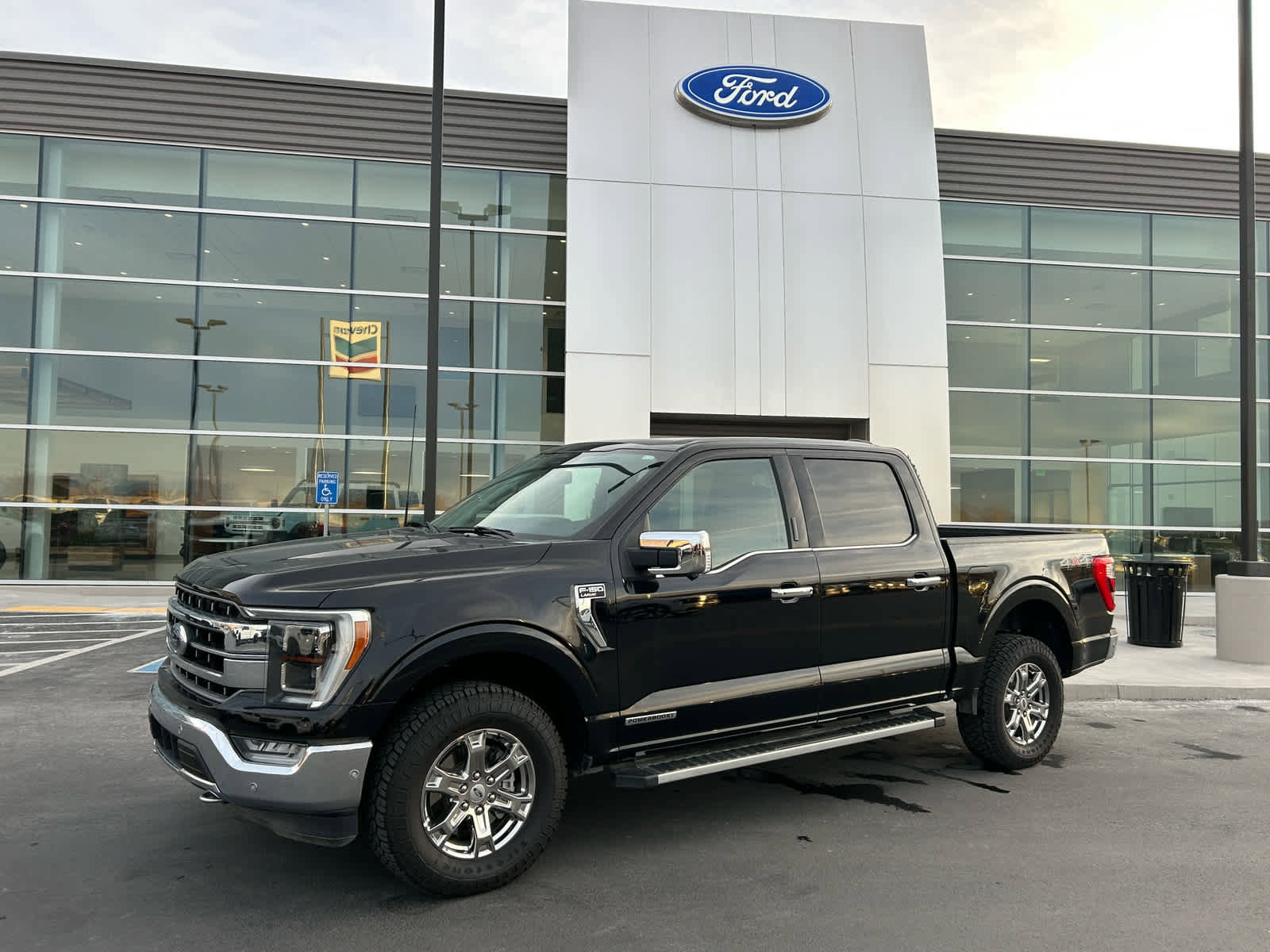 Certified 2022 Ford F150 Lariat w/ Equipment Group 502A High image 1