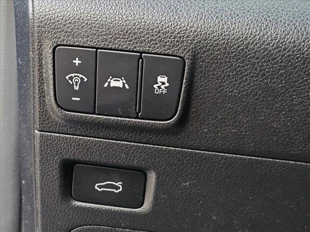 Used 2024 Kia K5 GT FWD image 10