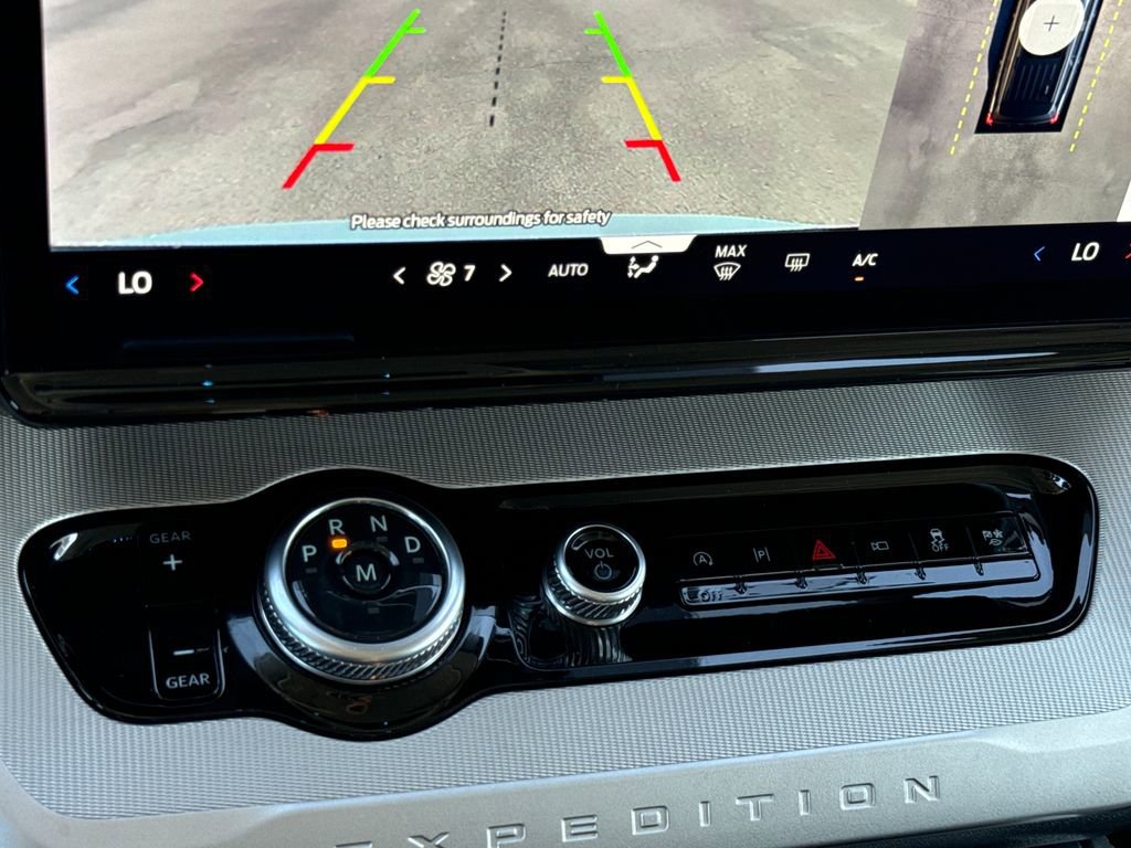 Certified 2025 Ford Expedition Max Active image 21