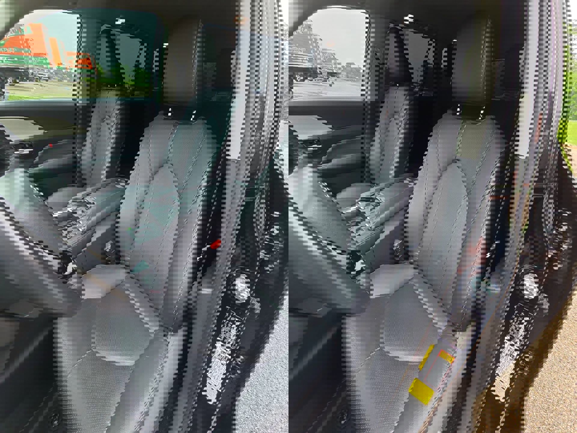 Used 2024 Toyota Grand Highlander Limited FWD image 11