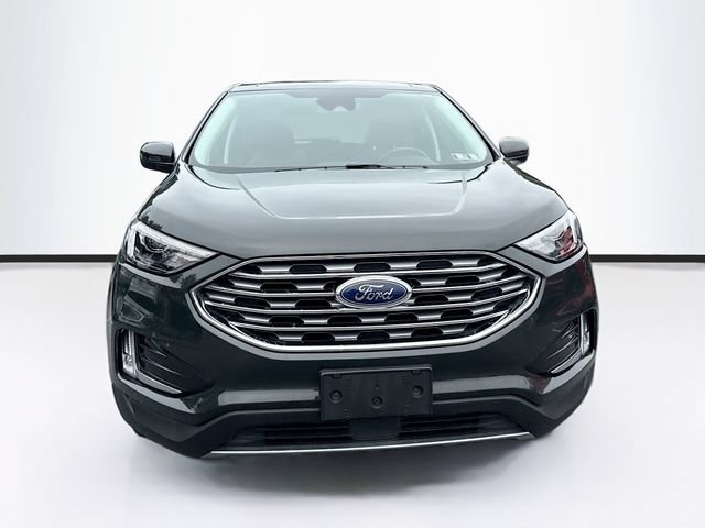 Certified 2022 Ford Edge SEL w/ Convenience Package AWD/4WD image 3