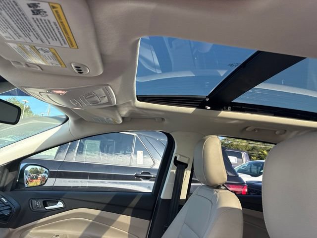 Certified 2019 Ford Escape Titanium FWD image 6