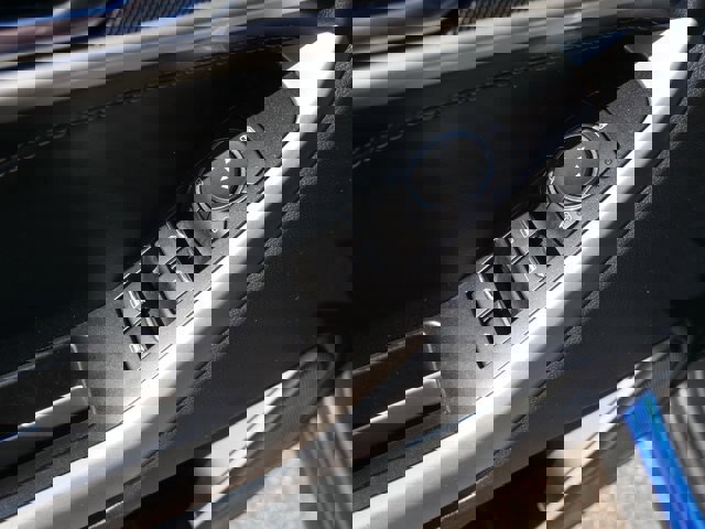 Certified 2022 Ford Explorer XLT w/ Equipment Group 202A image 16