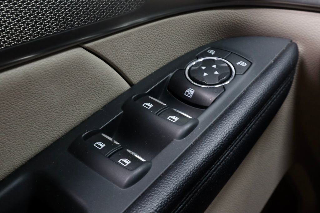 Certified 2019 Ford Explorer XLT w/ Equipment Group 202A AWD/4WD image 25