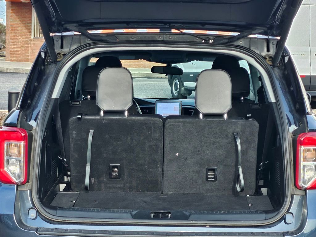 Certified 2023 Ford Explorer XLT w/ Equipment Group 202A image 25