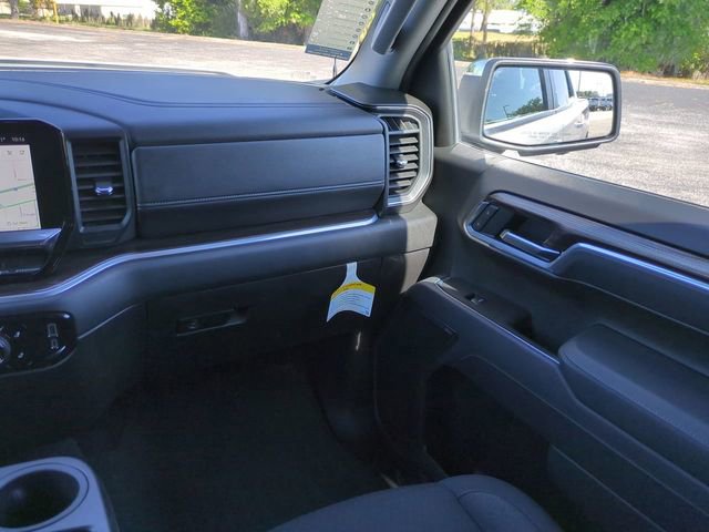 Used 2025 Chevrolet Silverado 1500 LT w/ Safety Package image 18