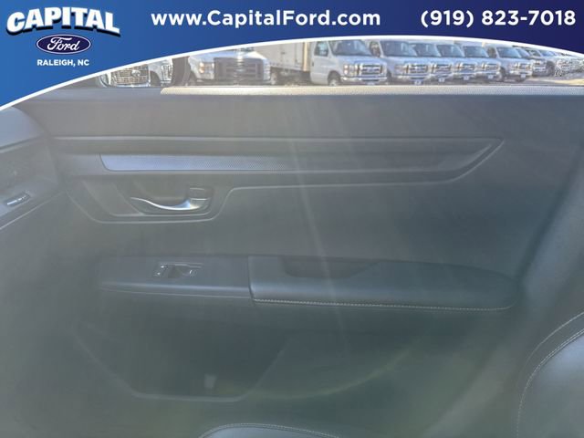 Used 2025 Honda CR-V Sport-L image 28