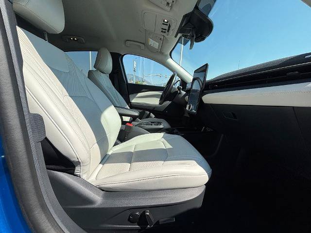 Certified 2025 Ford Mustang Mach-E Premium AWD/4WD image 34