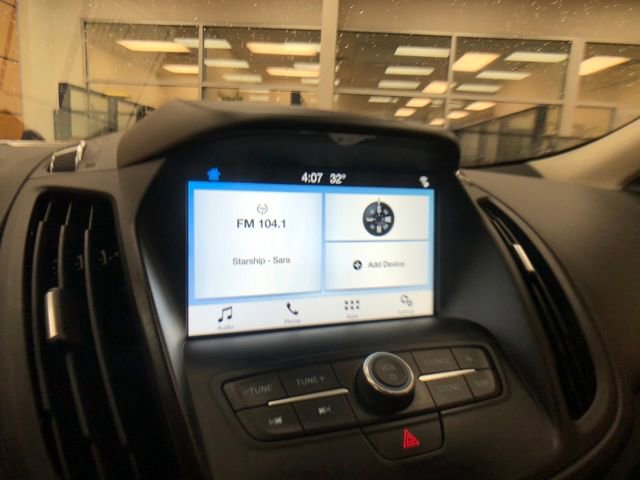 Certified 2018 Ford Escape SE w/ SE Sync 3 Package image 15