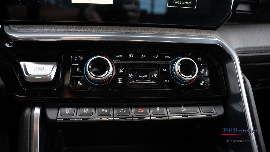 Used 2024 GMC Sierra 2500 Denali w/ Denali Reserve Package image 13