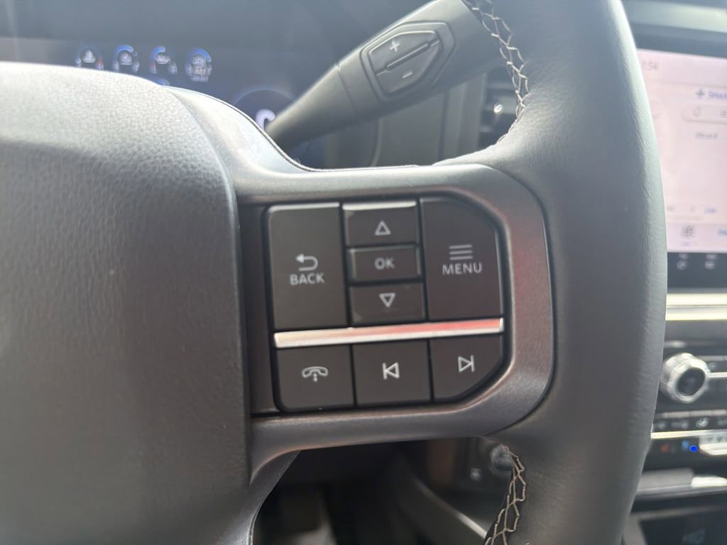 Certified 2025 Ford F250 Lariat w/ Tremor Off-Road Package image 25