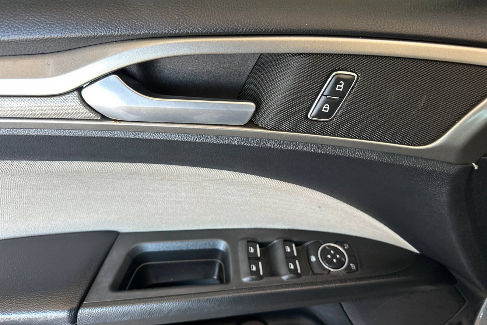 Certified 2019 Ford Fusion S FWD image 10