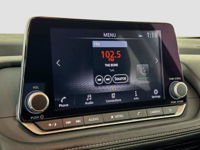 Used 2024 Nissan Rogue SV AWD/4WD image 17