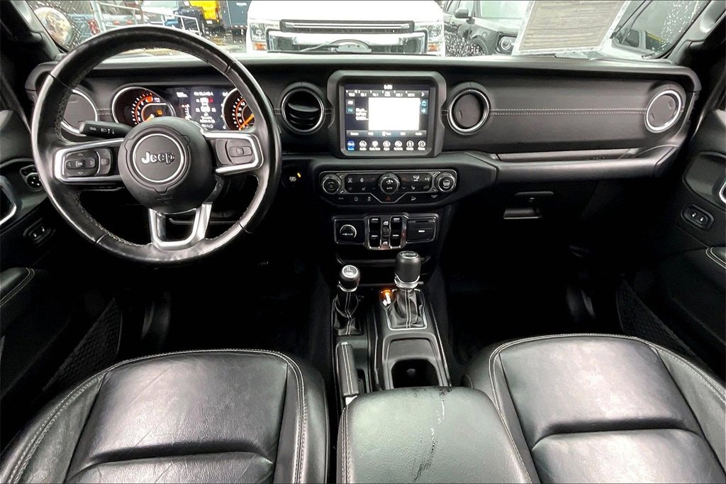 Used 2019 Jeep Wrangler Unlimited Sahara image 13