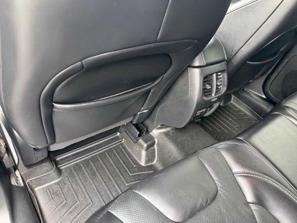 Used 2020 Jeep Cherokee High Altitude AWD/4WD image 18