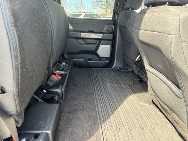 Certified 2022 Ford F150 XLT w/ Equipment Group 302A High image 30